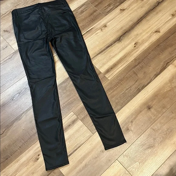 White House Black MarketThe Skinny Black Leather look Trousers black - Picture 11 of 13